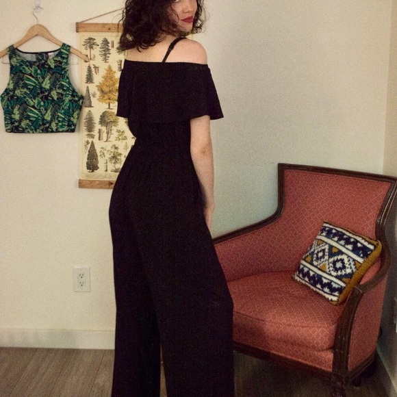 Black Guess Strapless Off-The-Shoulder Jumpsuit - Picture 3 of 10